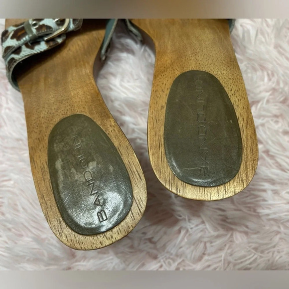 Bandolino Buckle Blue Brown Leopard Print Faux Fur Wood Clog Heels Women’s 8.5 - Picture 5 of 11